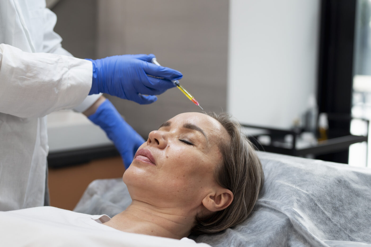 Considering peptide therapy? Read this small guide!